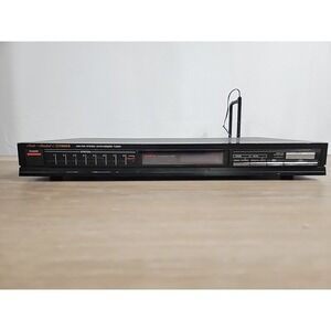 Vintage Fisher AM/FM Stereo Synthesizer Tuner - Model: FM-870A